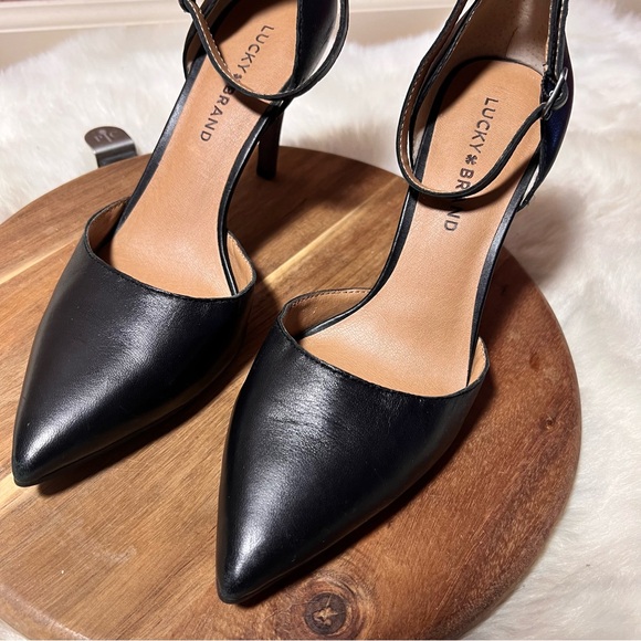 Lucky Brand Black Heels with Ankle Strap and Smooth Finish Size 7.5 - Picture 5 of 12